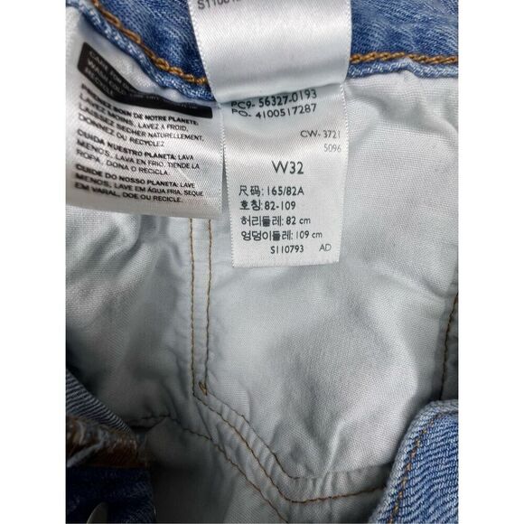 Levi’s 501 Distressed Denim High Rise Light Wash Cut Off Shorts - Picture 3 of 6